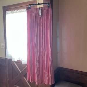 NWT Boohoo Maxi Skirt